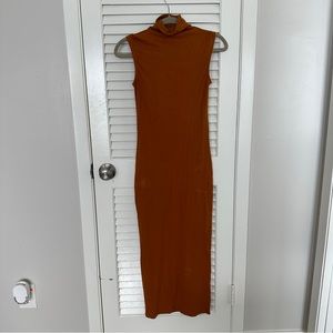 NWT House of Harlowe 1960 Subtle Orange Bodycon mock neck dress